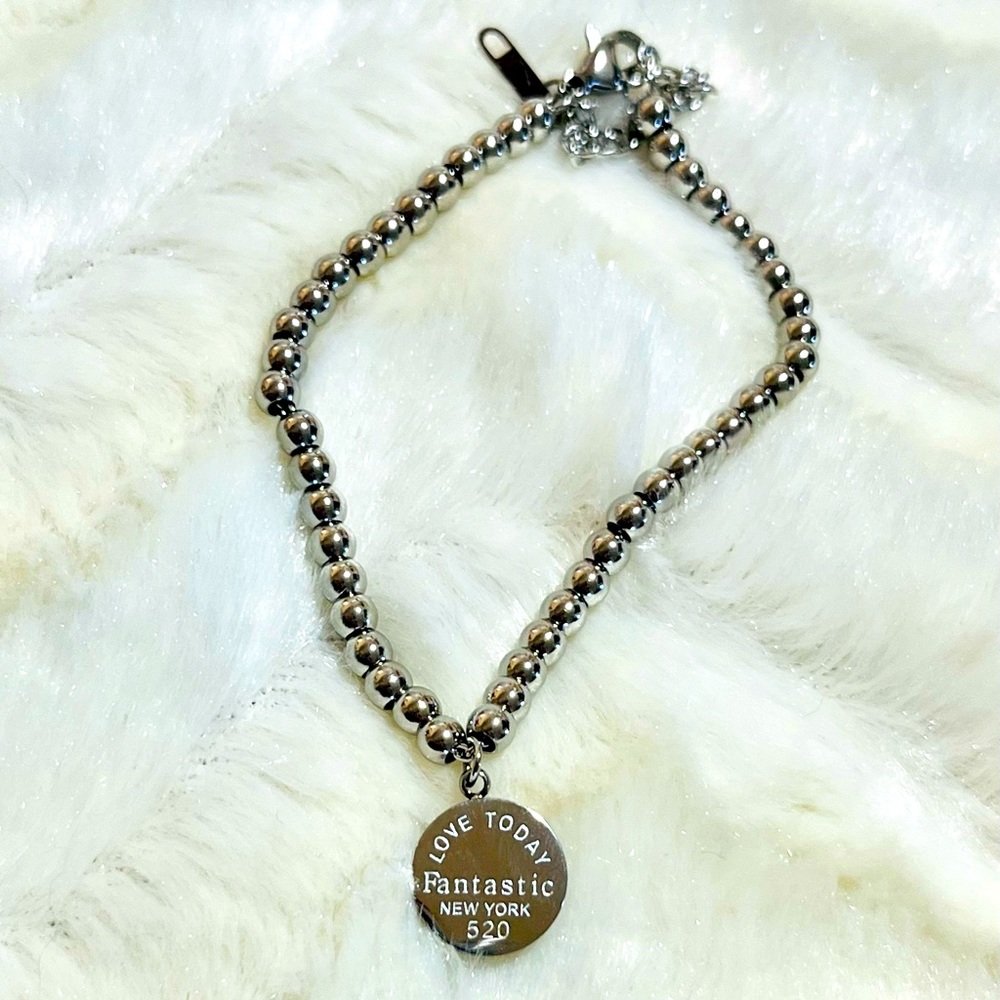Fantastic New York 520 silver bracelet